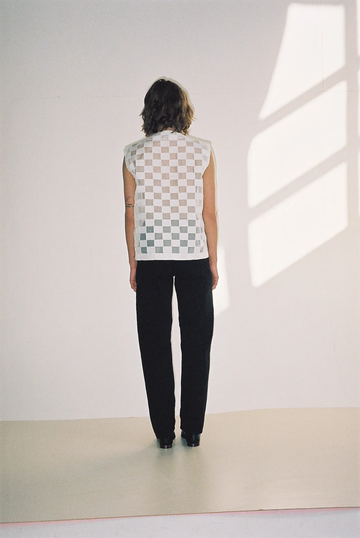 CHECKED VEST — WHITE