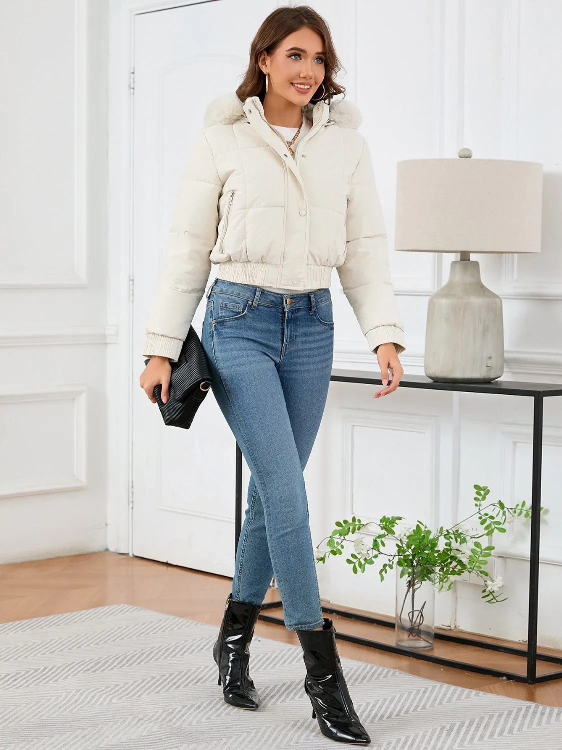 Cropped Hooded Winter Coat with Long Sleeves and Pockets