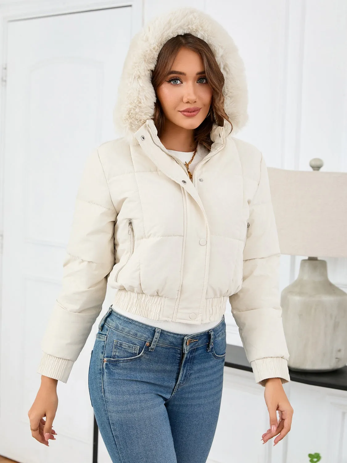 Cropped Hooded Winter Coat with Long Sleeves and Pockets