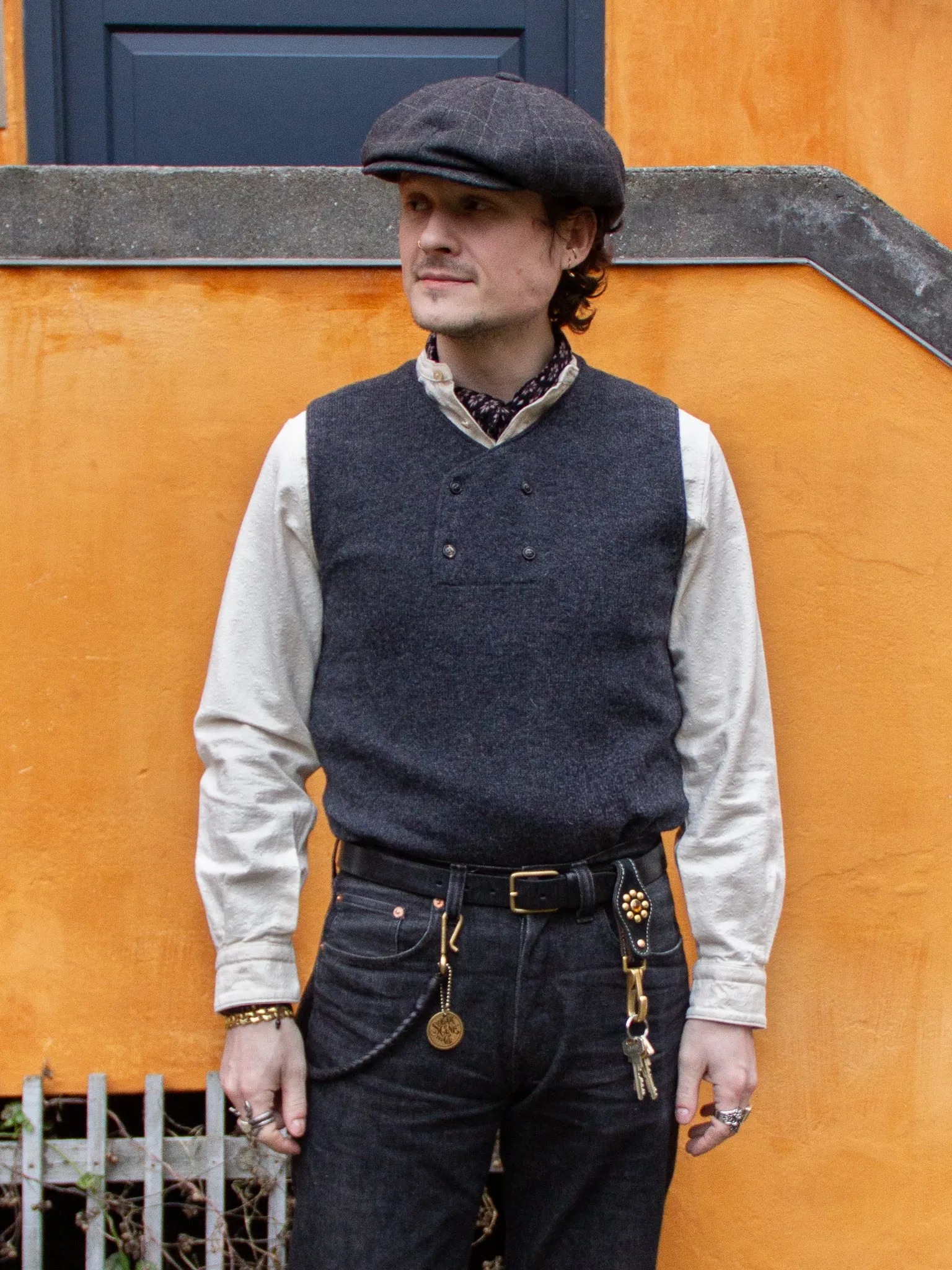 GRP x Max Rohr, 4-Buttons Vest, Dark Grey