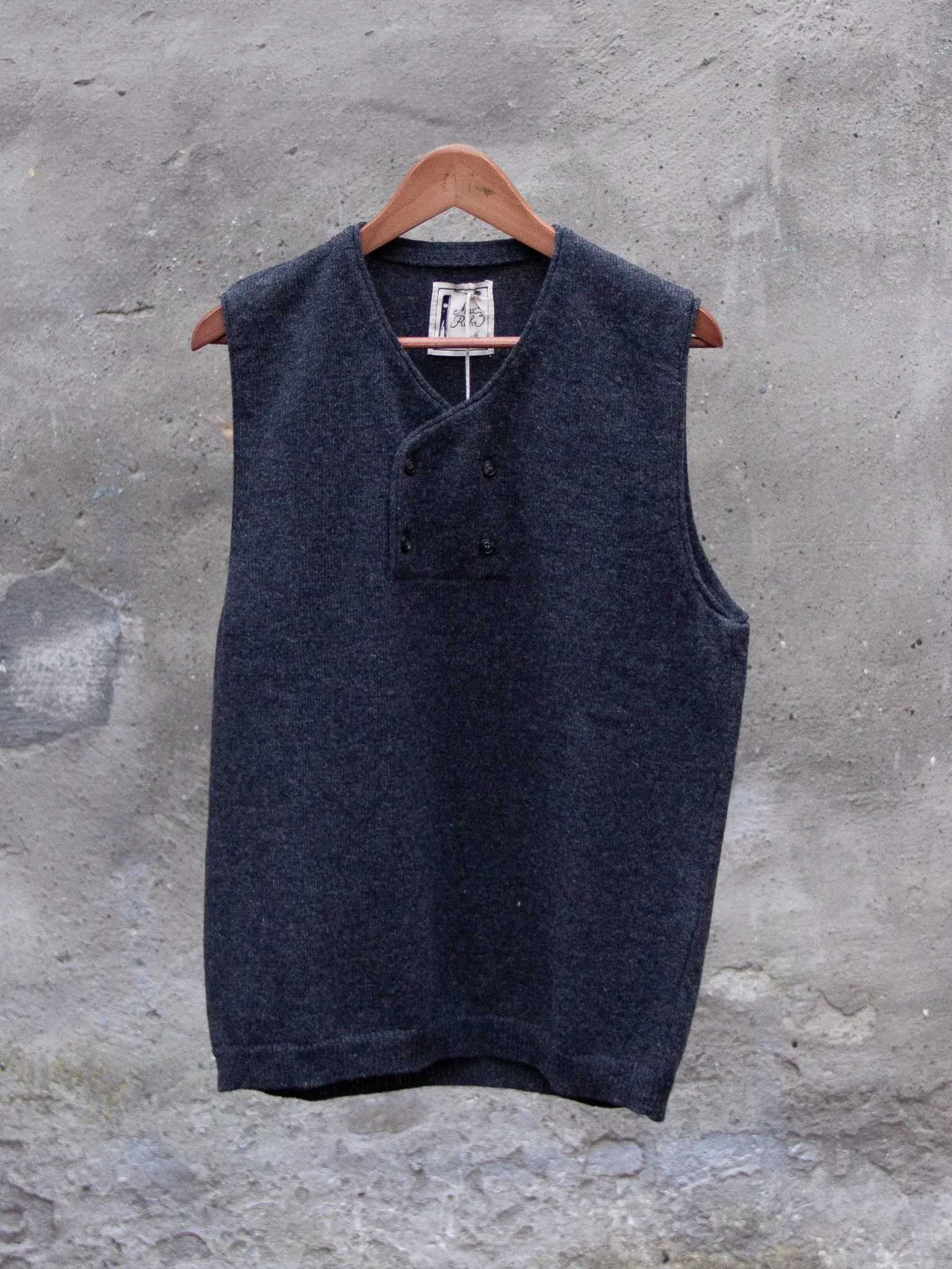 GRP x Max Rohr, 4-Buttons Vest, Dark Grey