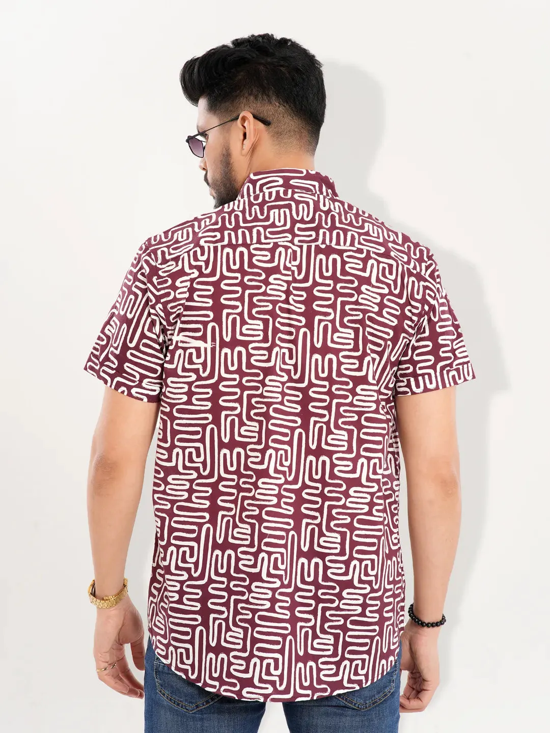 Men's Casual Short Sleeve Printed in Maroon Shirt