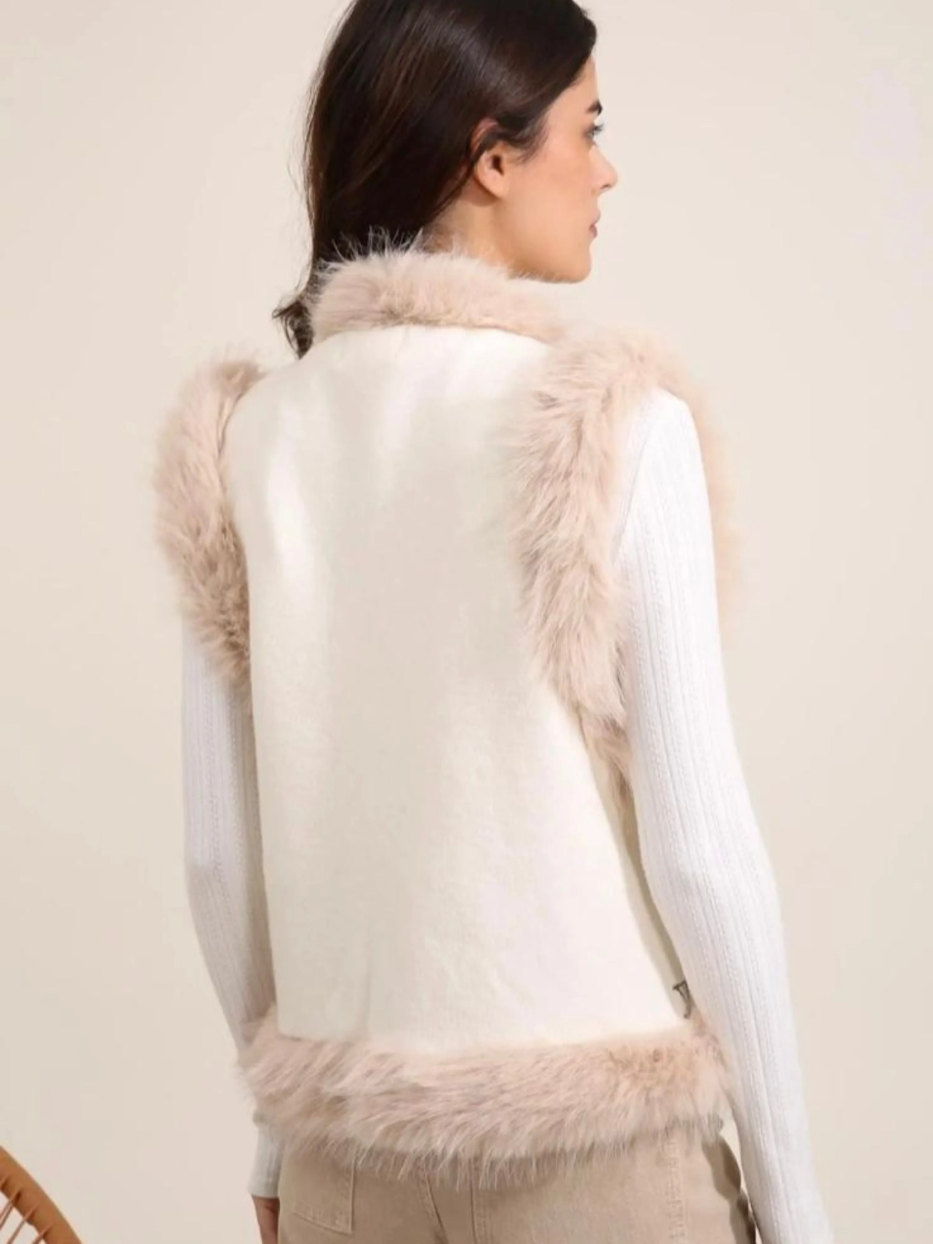 Noah Knitted Gilet - Ecru