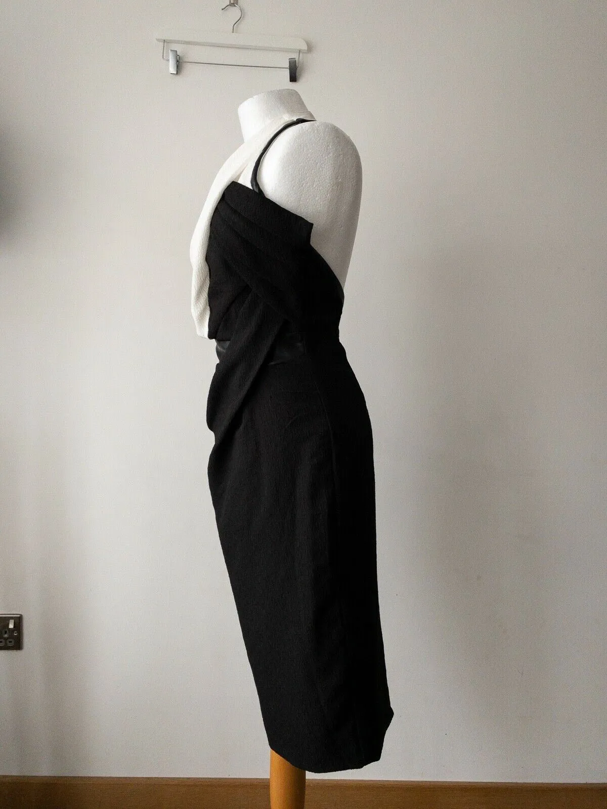 Novo London Monochrome Halter Neck Bodycon Dress Contrast Sizes 8, 10, 12