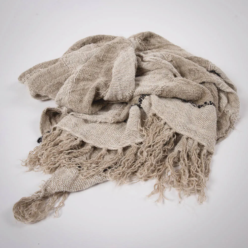 Retreat Throw - Natural/Ivory/Black