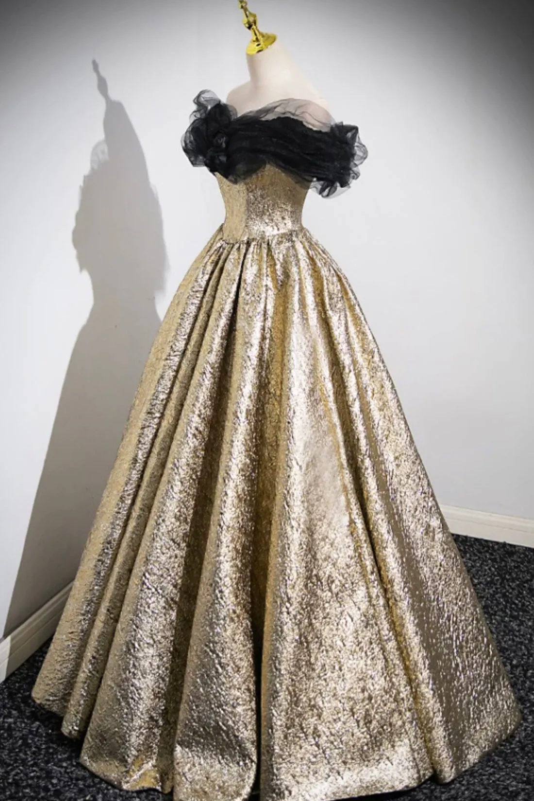 Sparkly Black and Gold Glitter Prom Dresses Ball Gown, Off the Shoulder Evening Party Dress